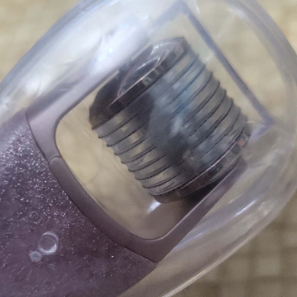 BEAUTYBIO Roller. Glitter Handle - Picture 2 of 6